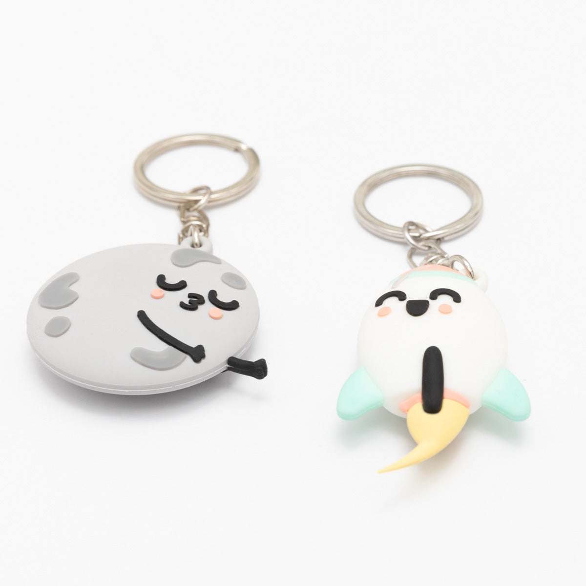 Lot de 2 porte-clés - Planète et fusée