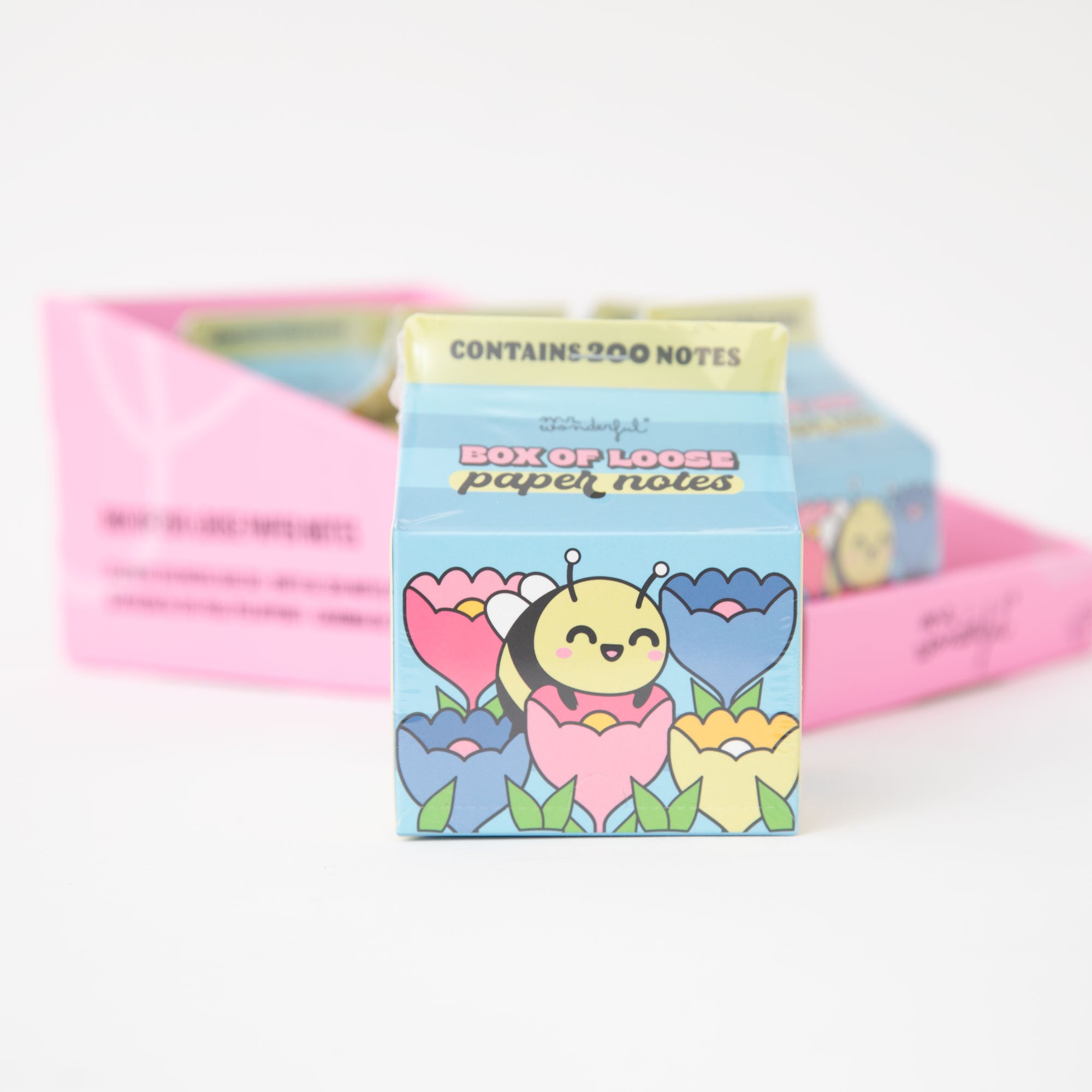 Cajita con notitas especiales y 4 diseños diferentes. Anécdotas y notas