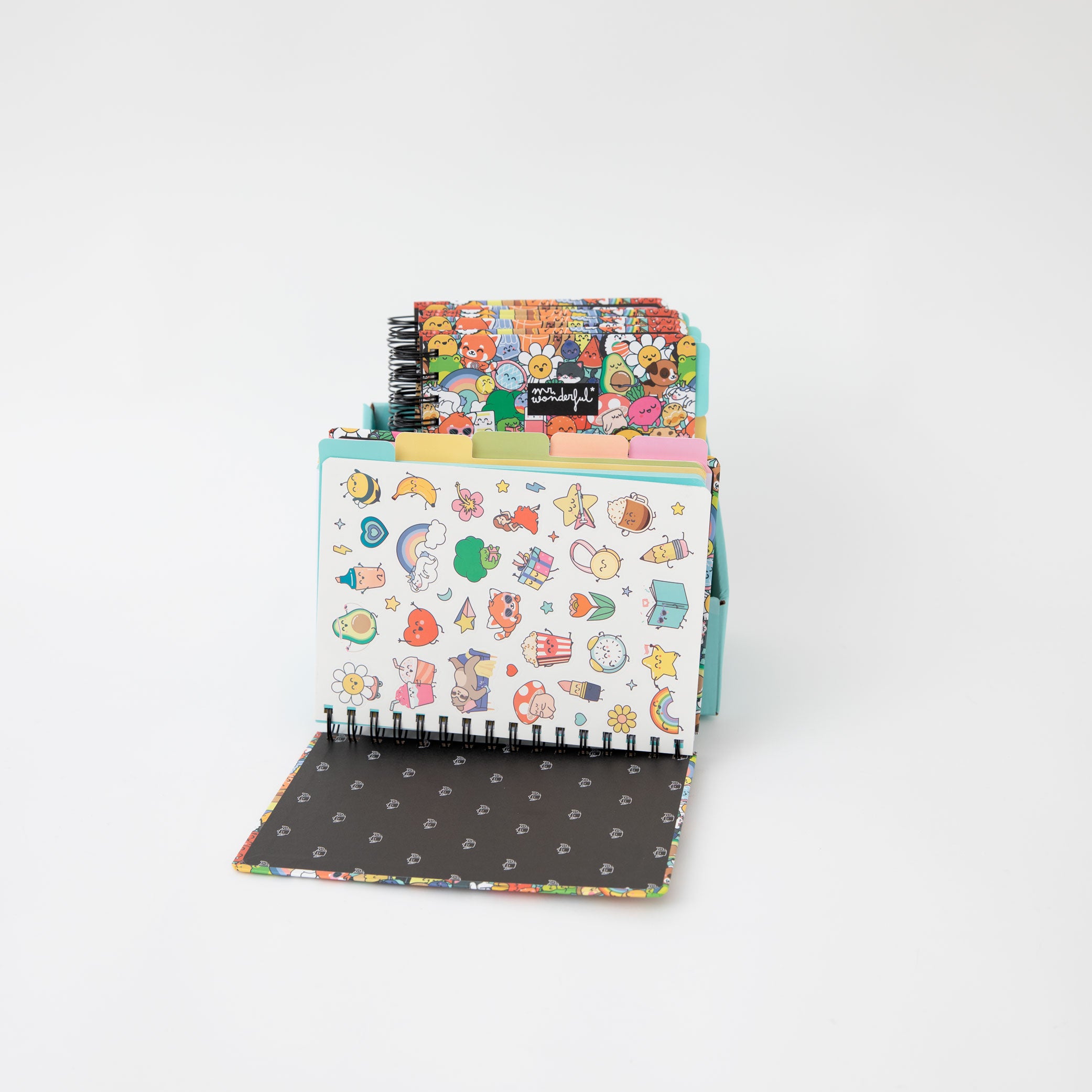 Caderno A5 com divisórias - Personagens Wonder