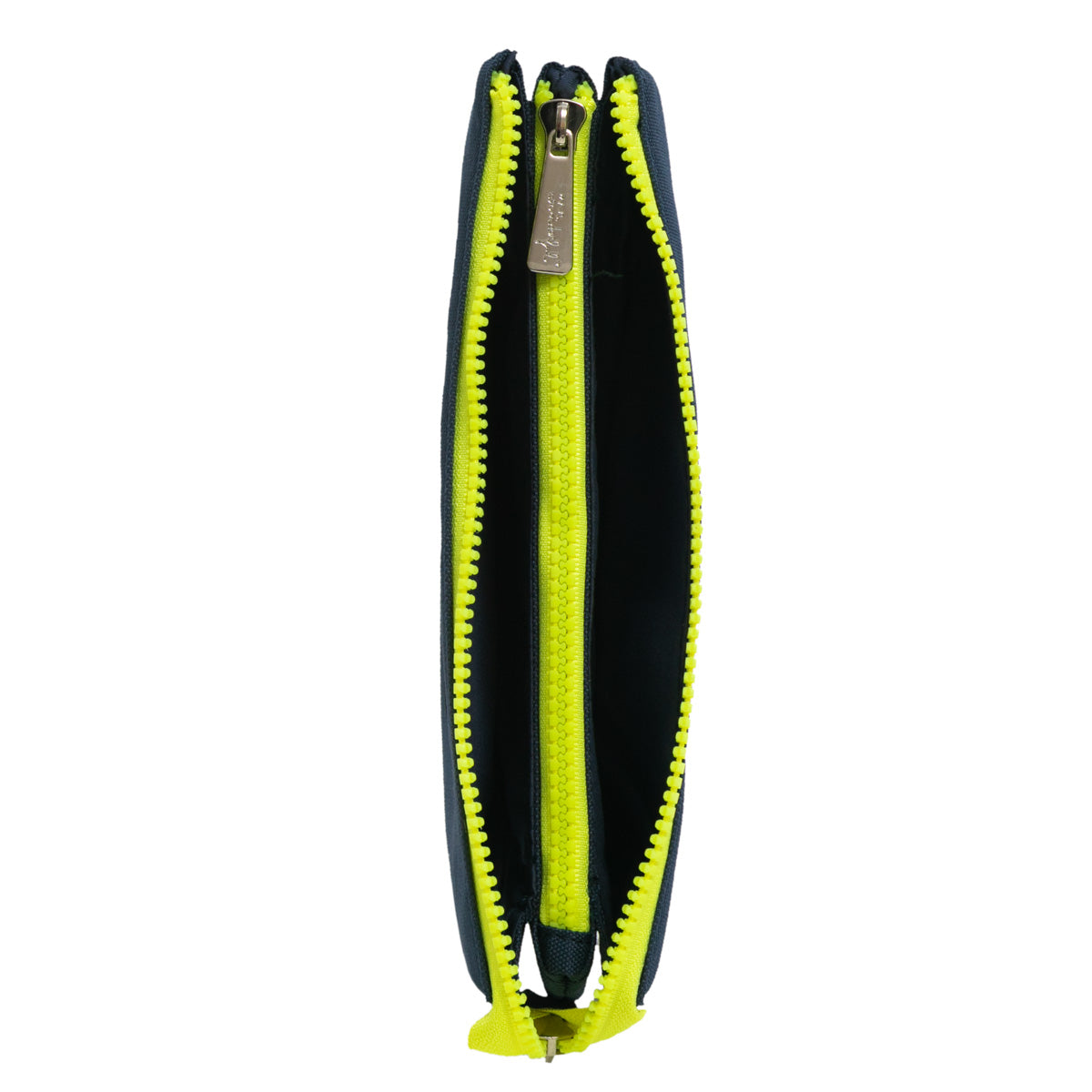 Triple Trousse - Là-dedans, il y a de quoi trouver l'inspiration 