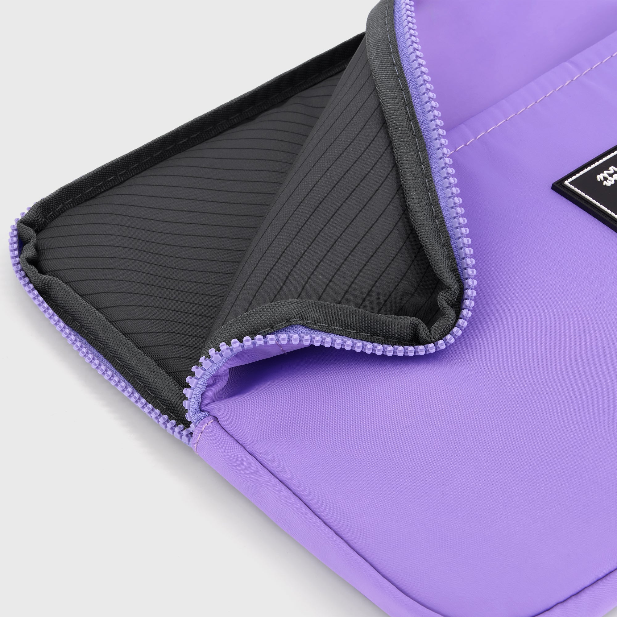 Funda de laptop 13-14" fuchsia - The perfect match