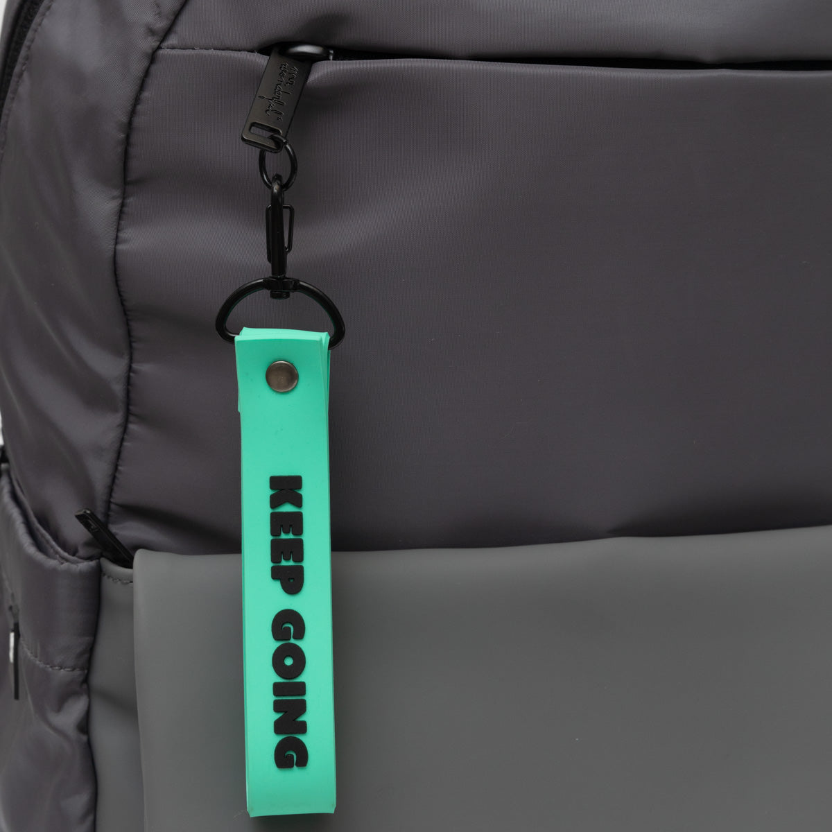 Mochila cinza suave - Continue 