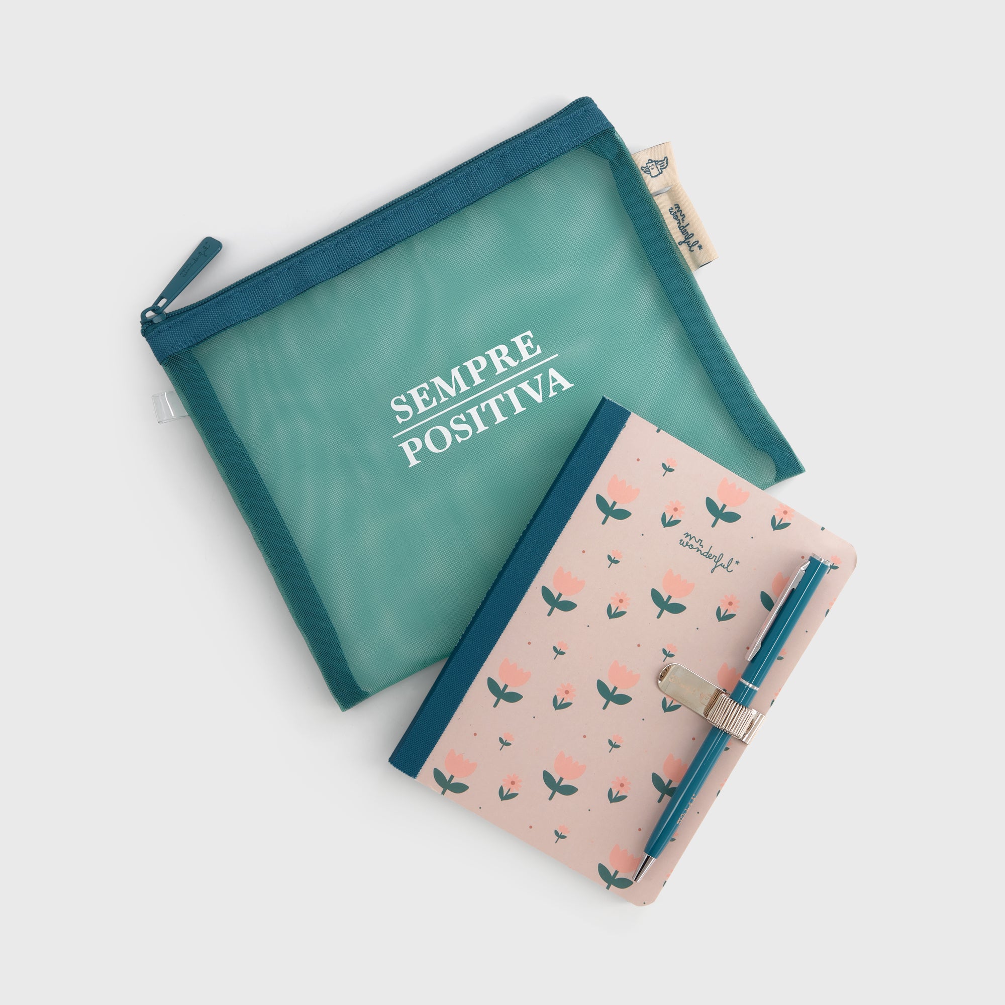 Conjunto de escrita para mulher com mensagem Mr. Wonderful - Sempre positiva