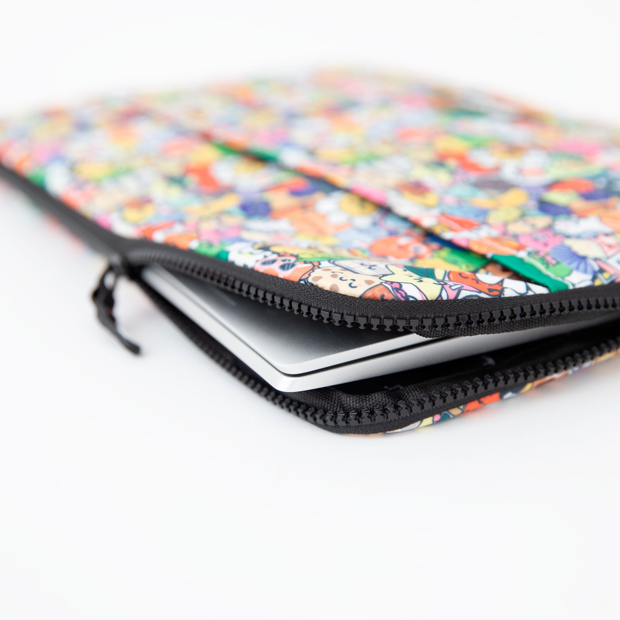 Funda para portatil 13-14" - Wonder characters