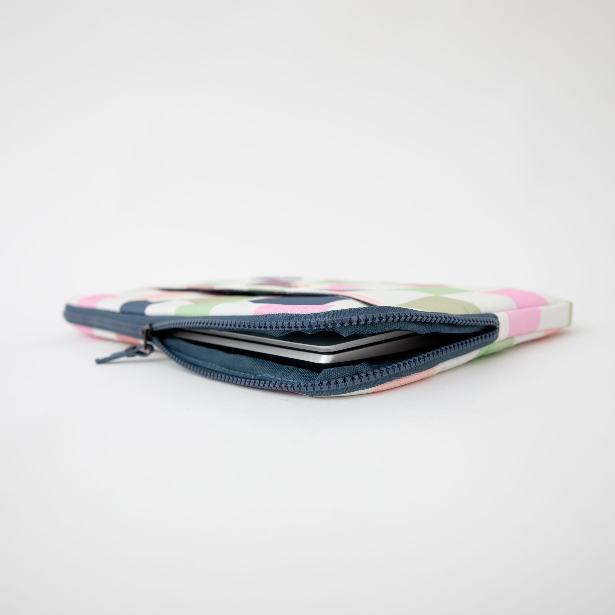 Capa para Laptop 13-14" - Poderosa e maravilhosa