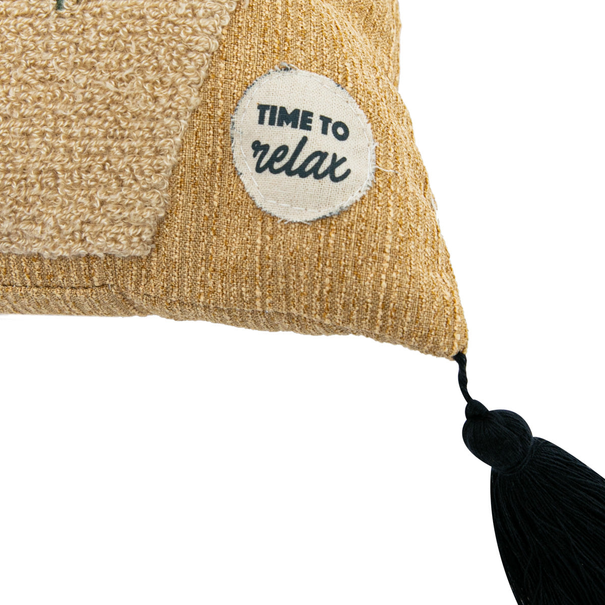 Embroided cushion - Time to relax