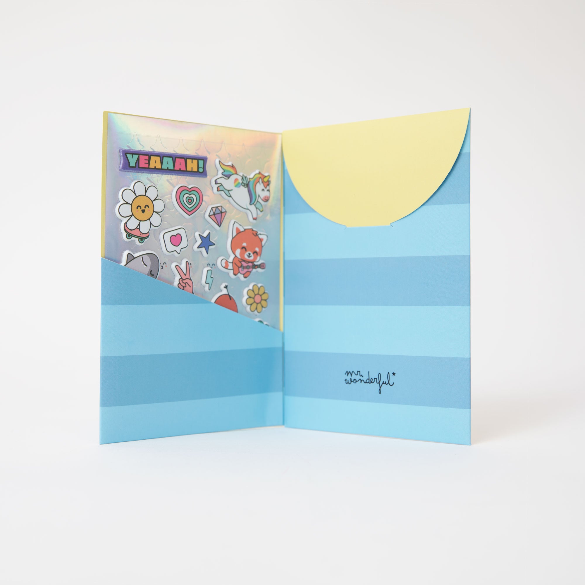 Carpeta de stickers  - Smiles, dreams, and loads of stickers