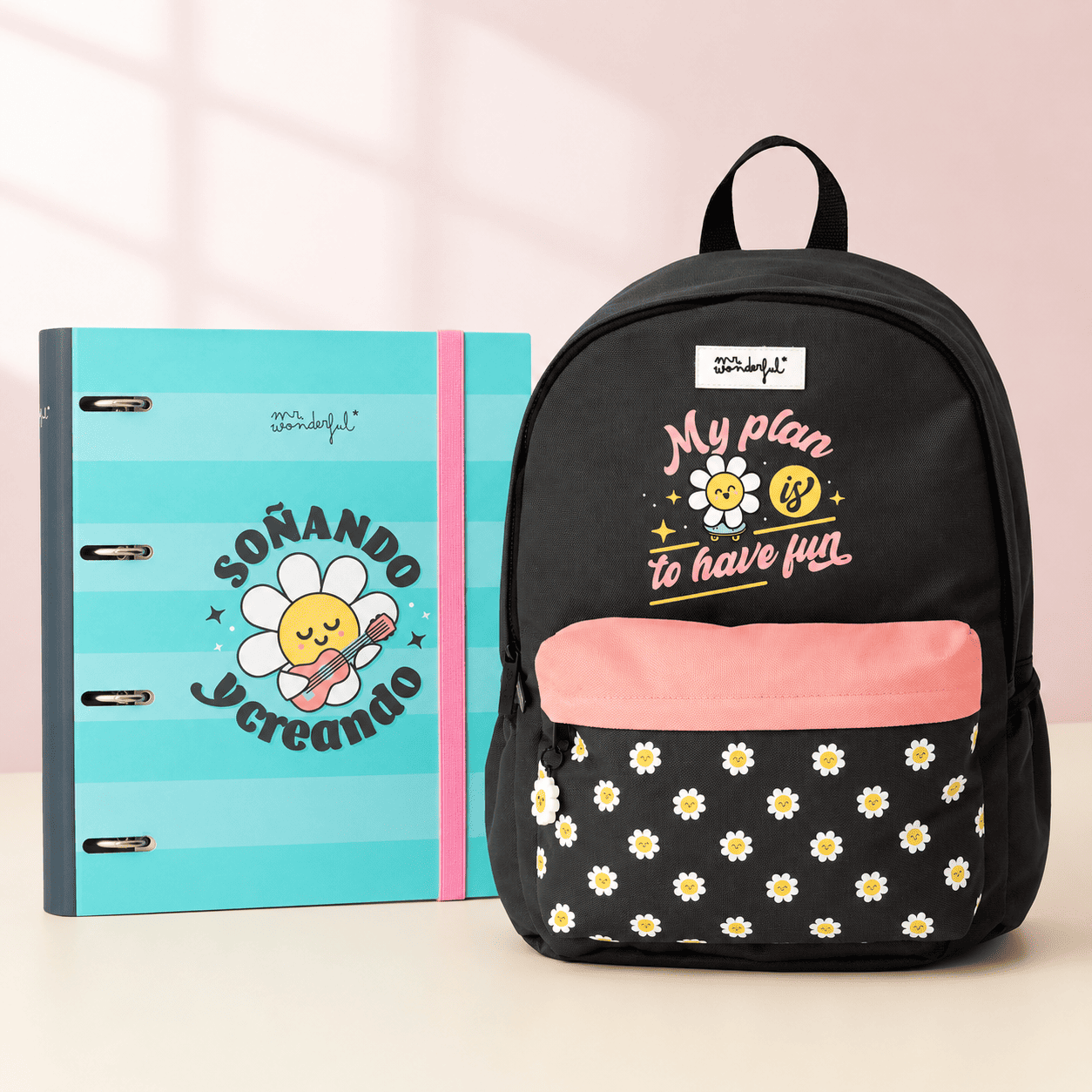 Set de mochila Margarita + carpeta con anillas  - Negro
