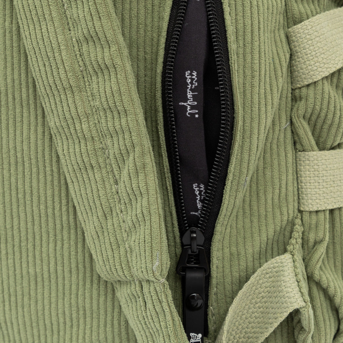 Backpack corduroy green - Trendy & rebel