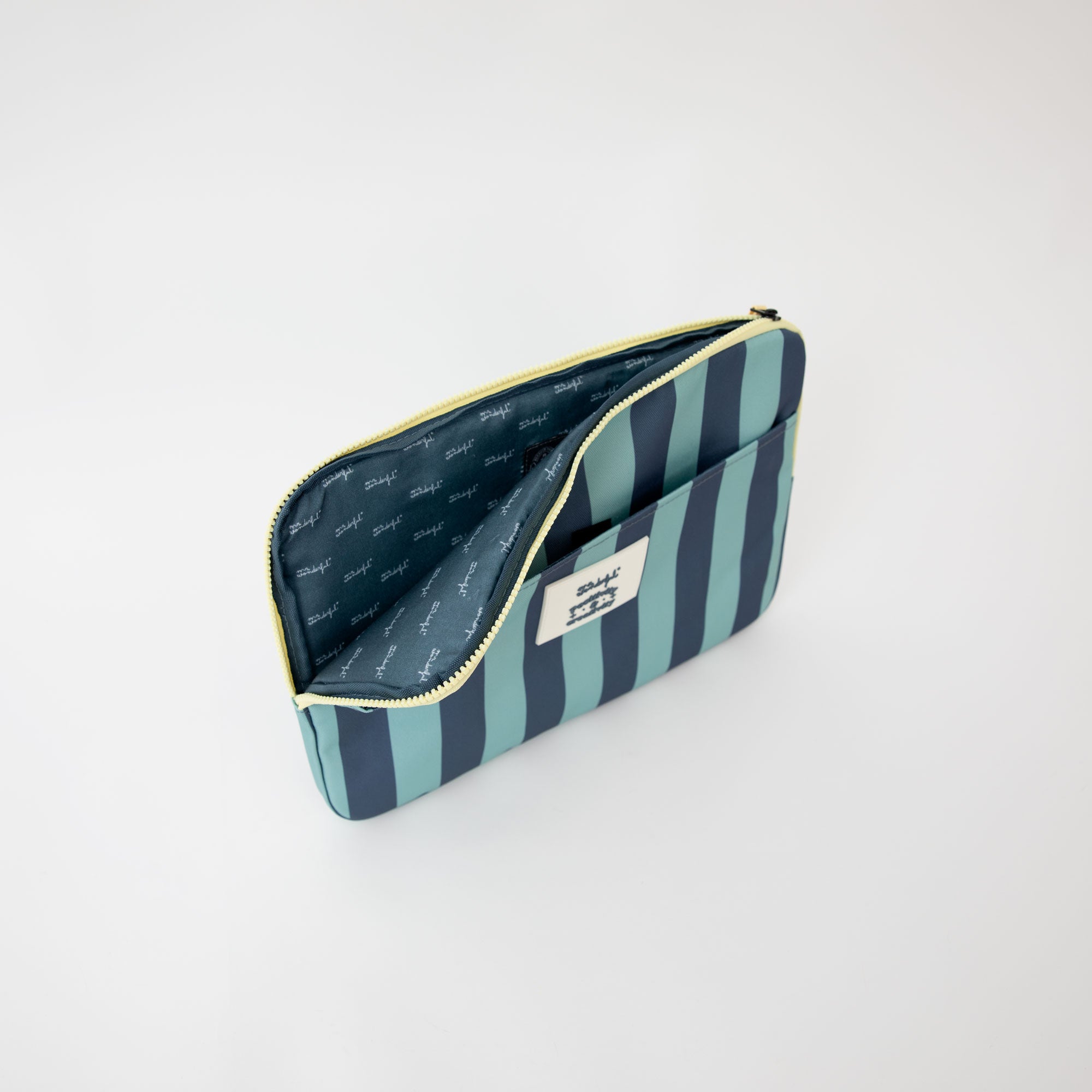 Capa para Laptop 13-14" – Positividade & criatividade