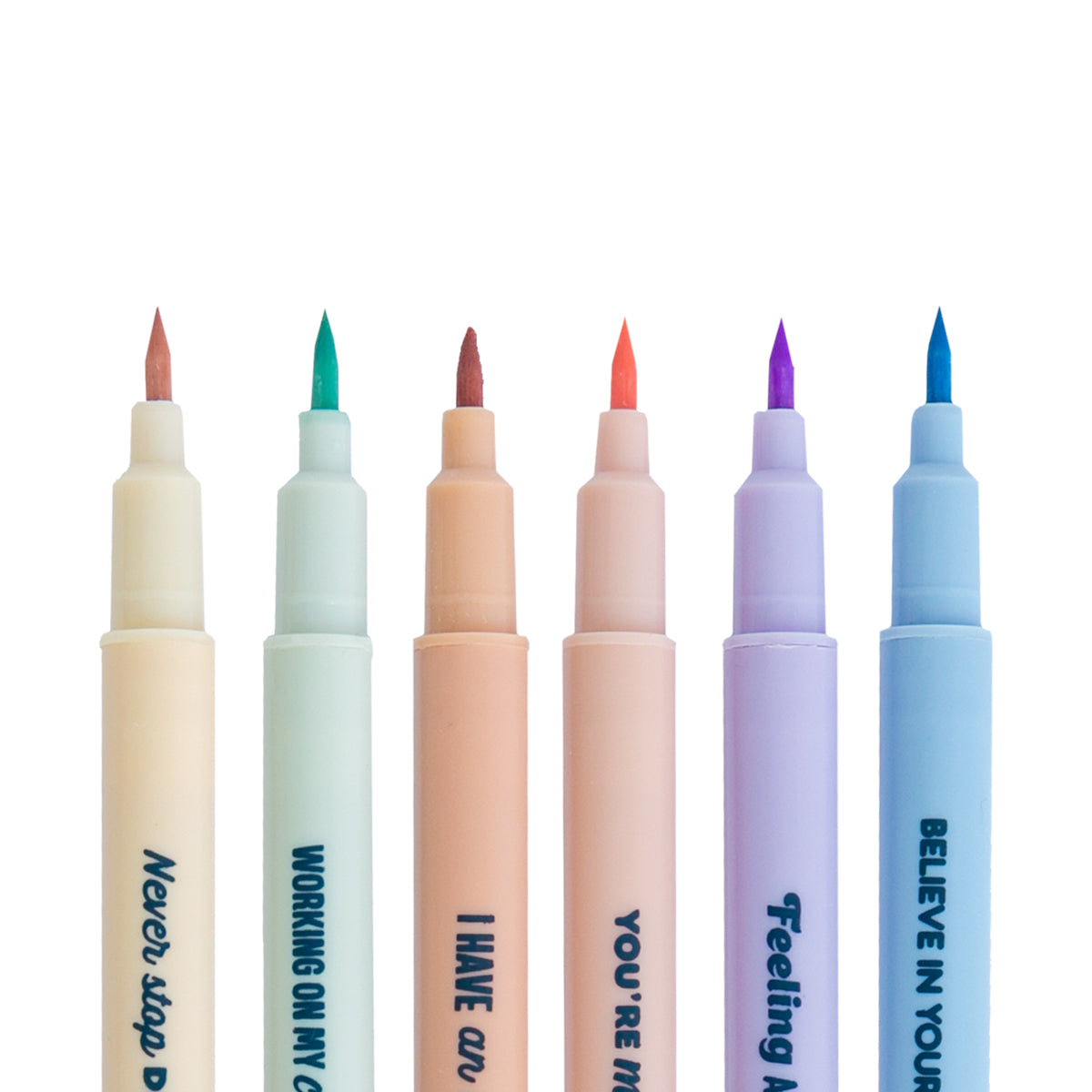 Ensemble de marqueurs pour remplir votre travail de couleur
