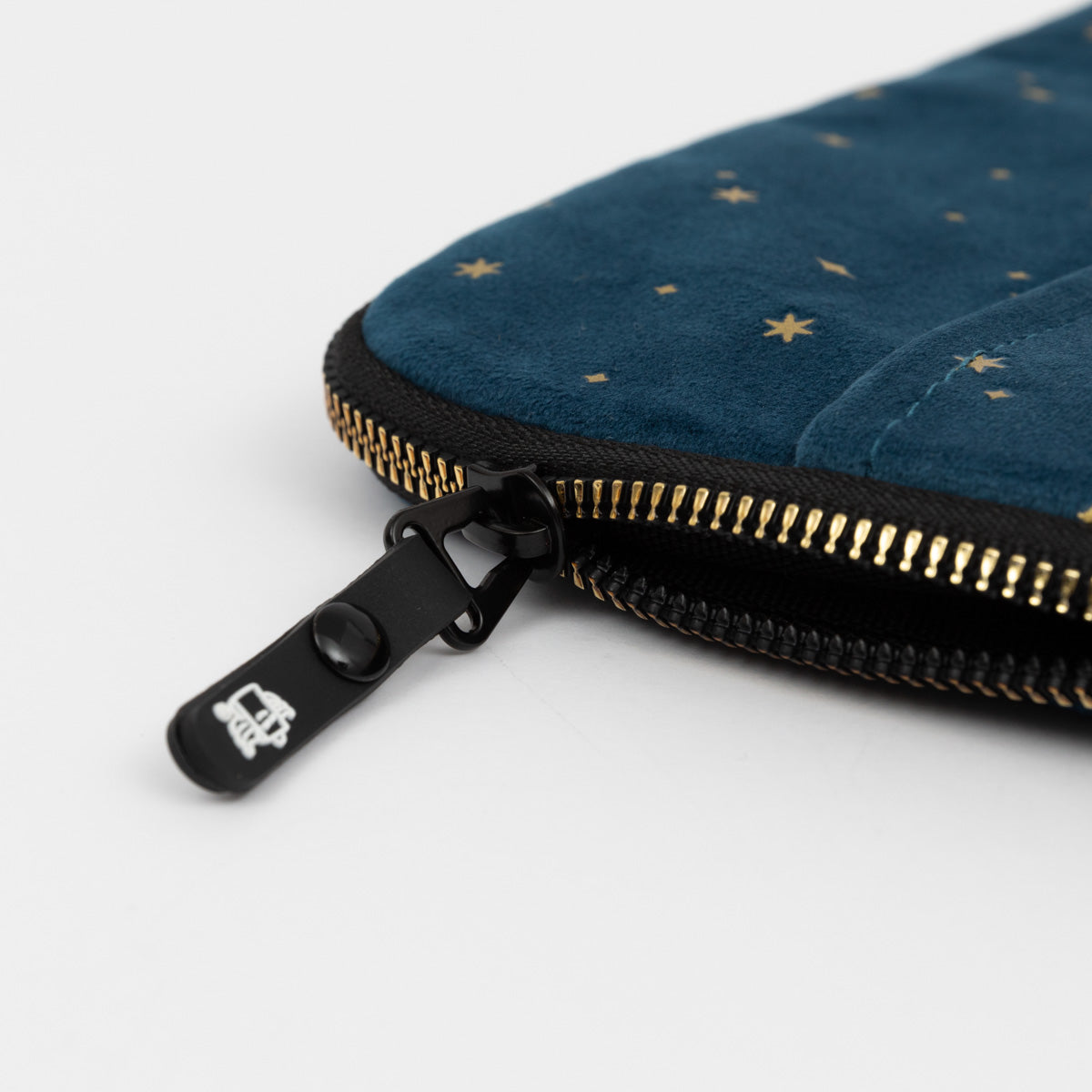 Laptop sleeve 13-14" velvet blue - Glam & glow