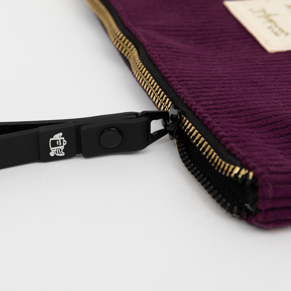 Wristlet corduroy purple - Trendy & rebel.