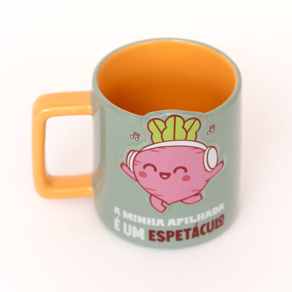 Caneca Mr. Wonderful com desenho 3D de beterraba e mensagem para afilhadas