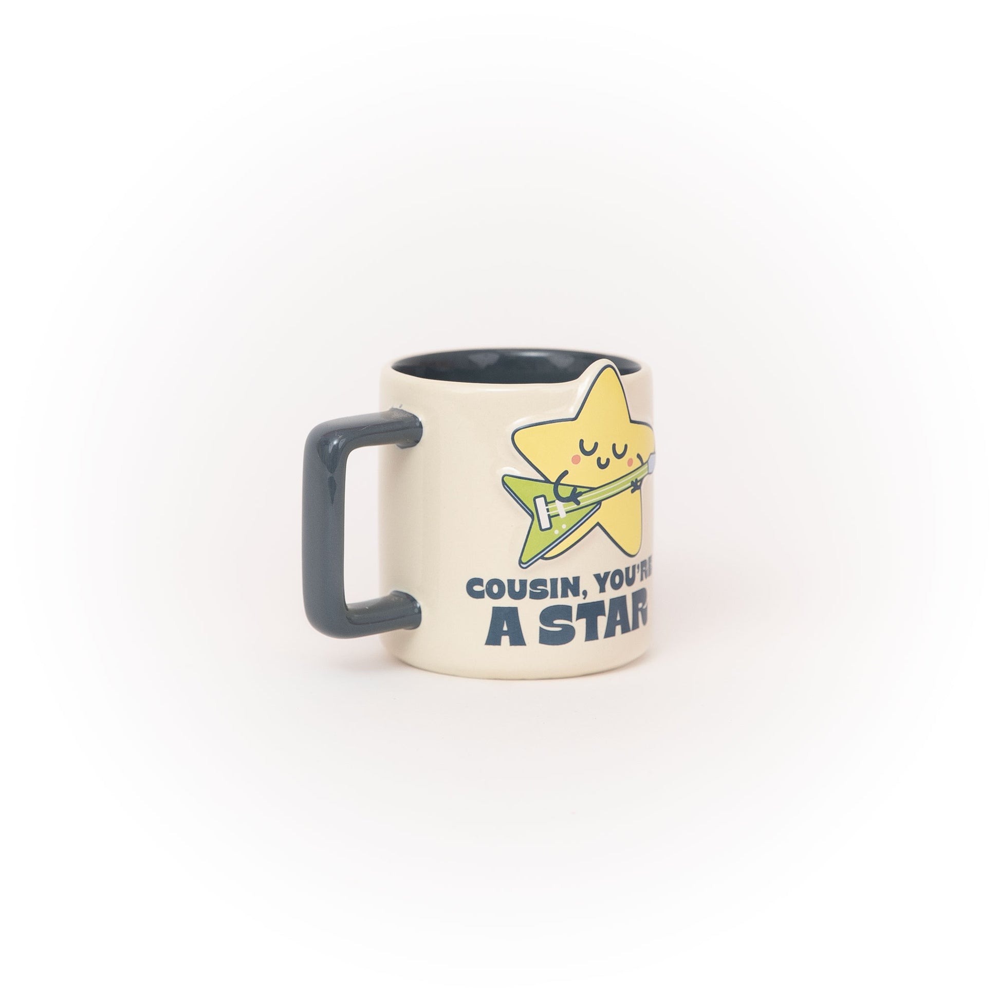 Taza en inglés con diseño de estrella de Mr. Wonderful para regalar a primos y primas