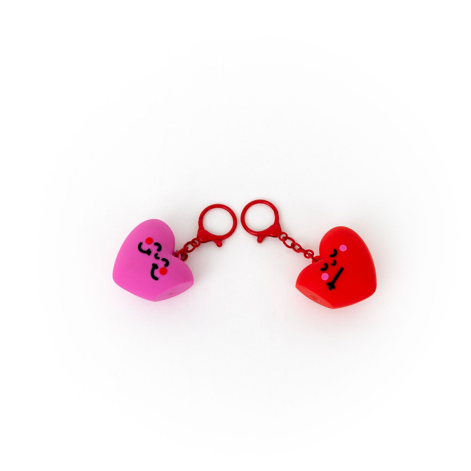 Set de 2 llaveros - Corazones fucsia y rojo