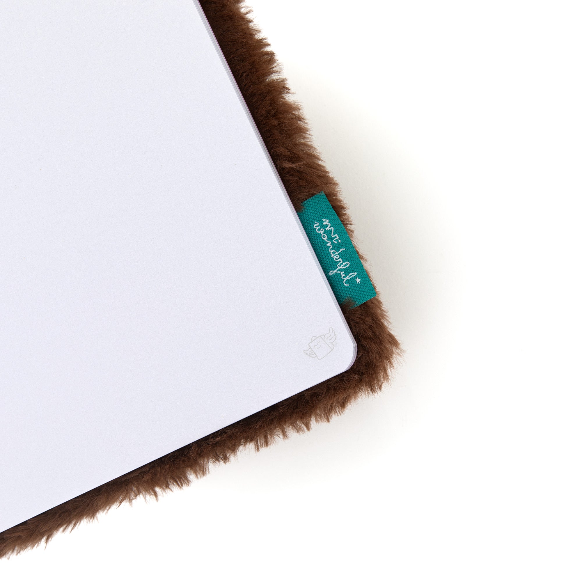 Libreta A5 peluche con bolsillo y extras - Lazy osito