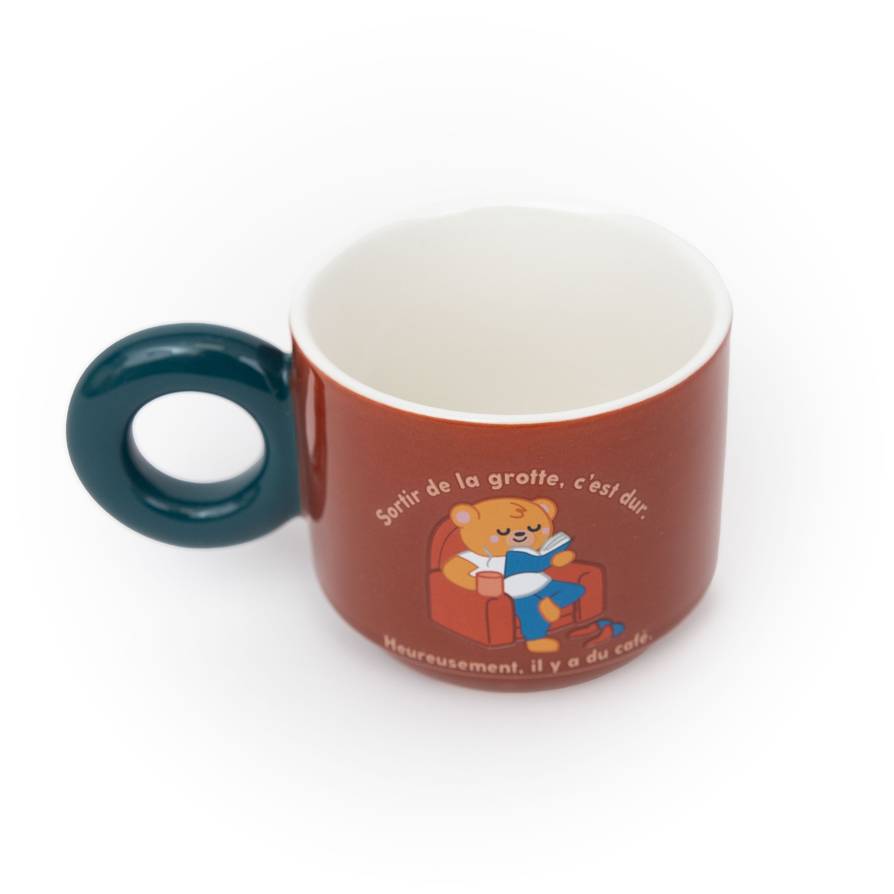 Mug empilable - Sortir de la grotte, c’est dur. Heureusement, il y a du café.